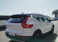 VOLVO XC40 T2