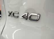 VOLVO XC40 T2