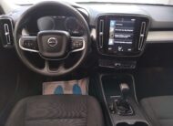 VOLVO XC40 T2