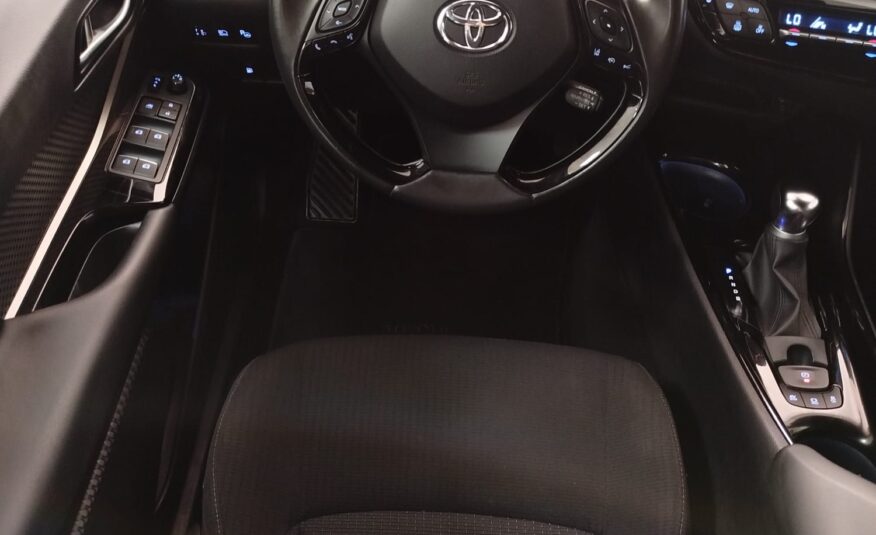 TOYOTA CHR ADVANCE