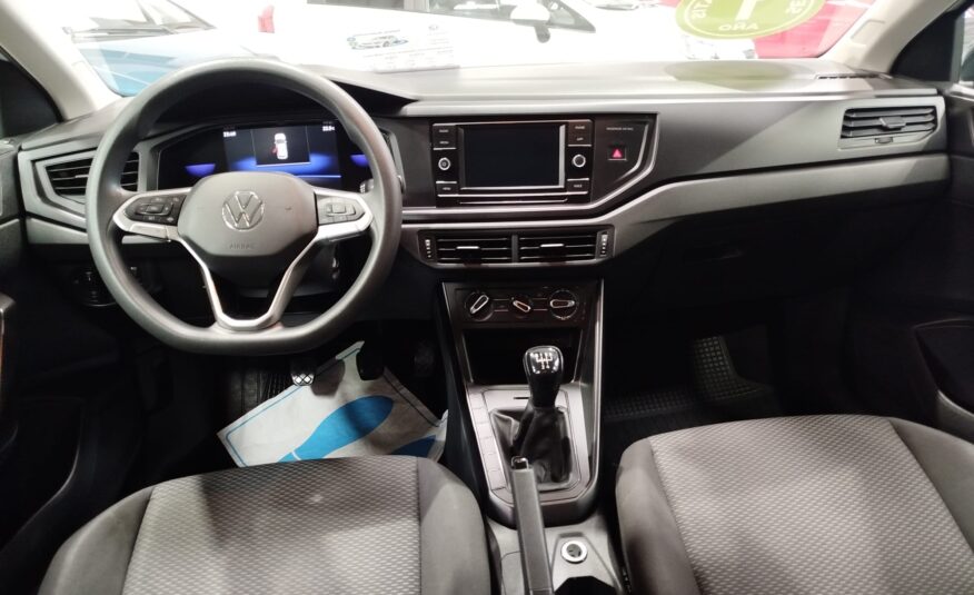 VOLKSWAGEN Polo 1.0 ADVANCE