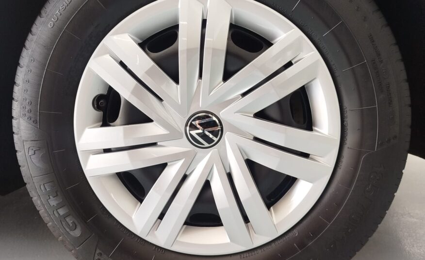 VOLKSWAGEN Polo 1.0 ADVANCE