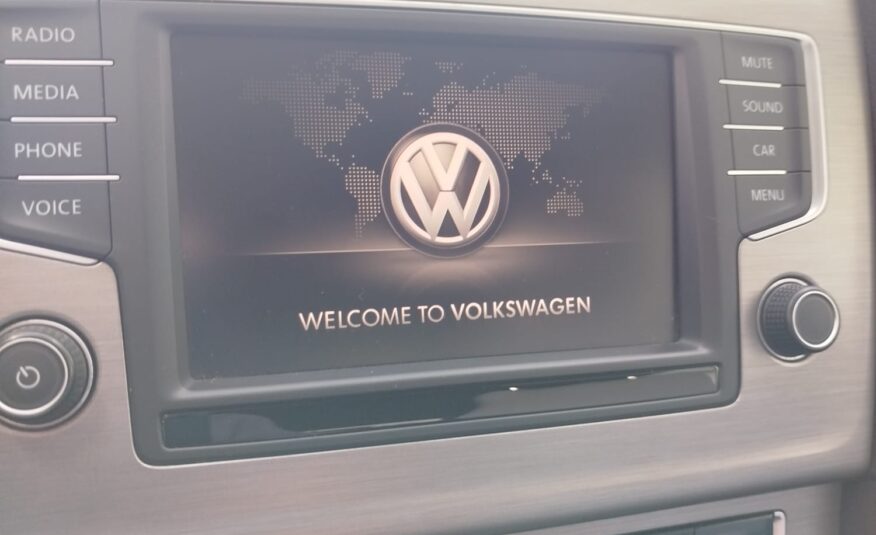 VOLKSWAGEN Golf 7