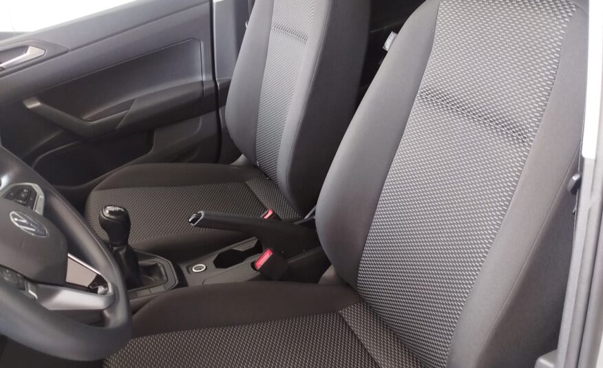 VOLKSWAGEN Polo 1.0 ADVANCE