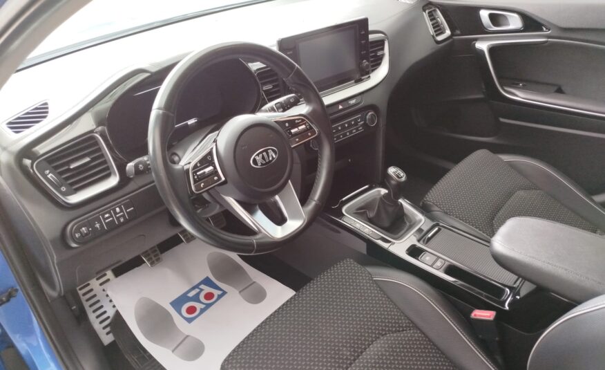 KIA XCEDD