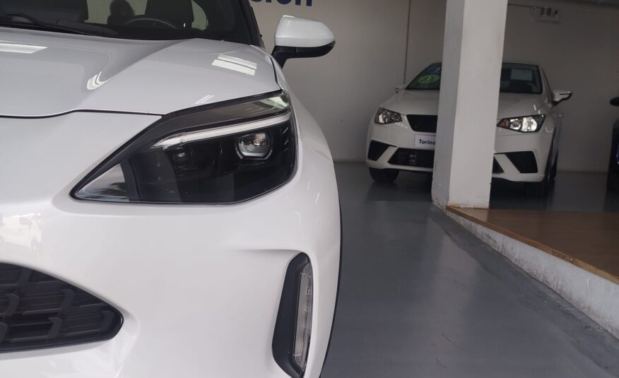 TOYOTA YARIS CROSS ACTIVE