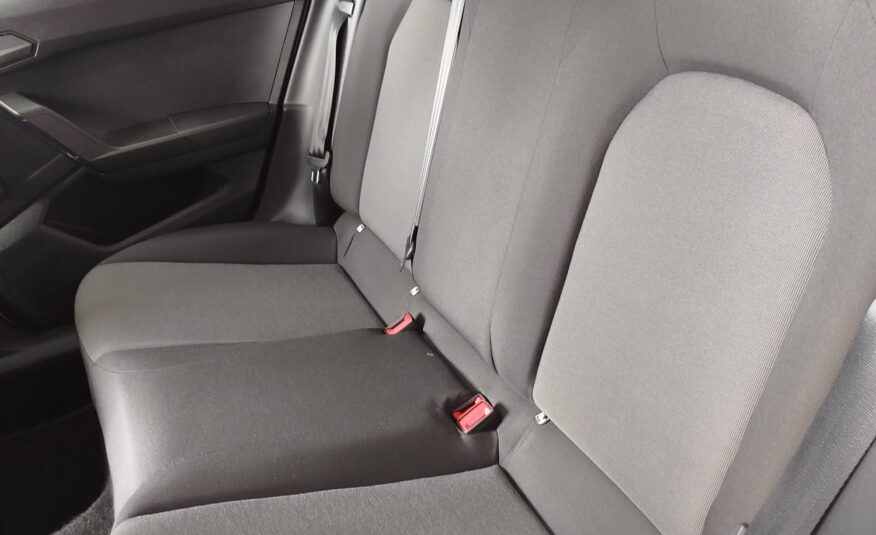 SEAT Ibiza REFERENCE PLUS