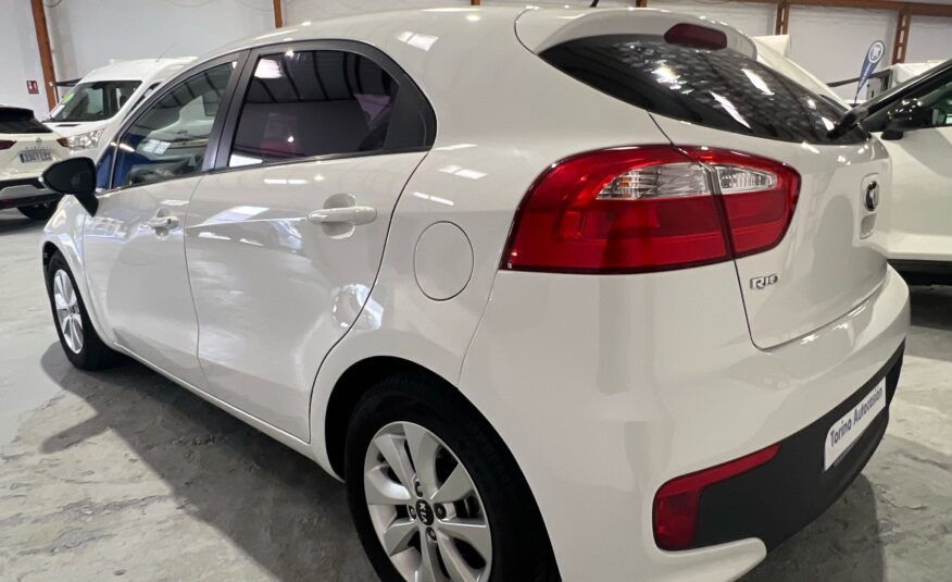 KIA RIO SPORT