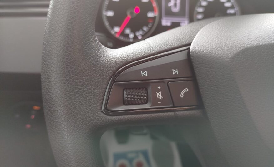 SEAT Ibiza REFERENCE PLUS