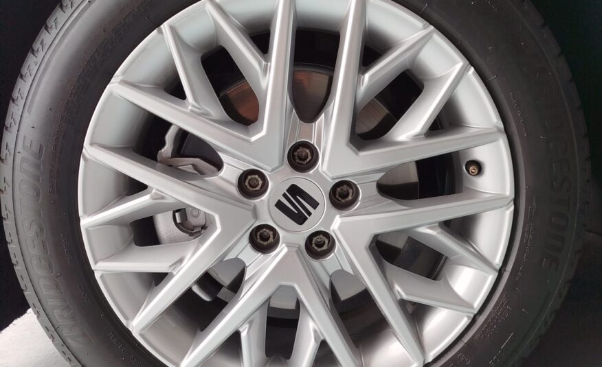 SEAT Ibiza REFERENCE PLUS