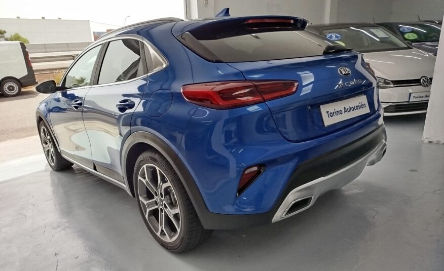 KIA XCEDD