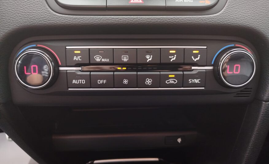 KIA XCEDD