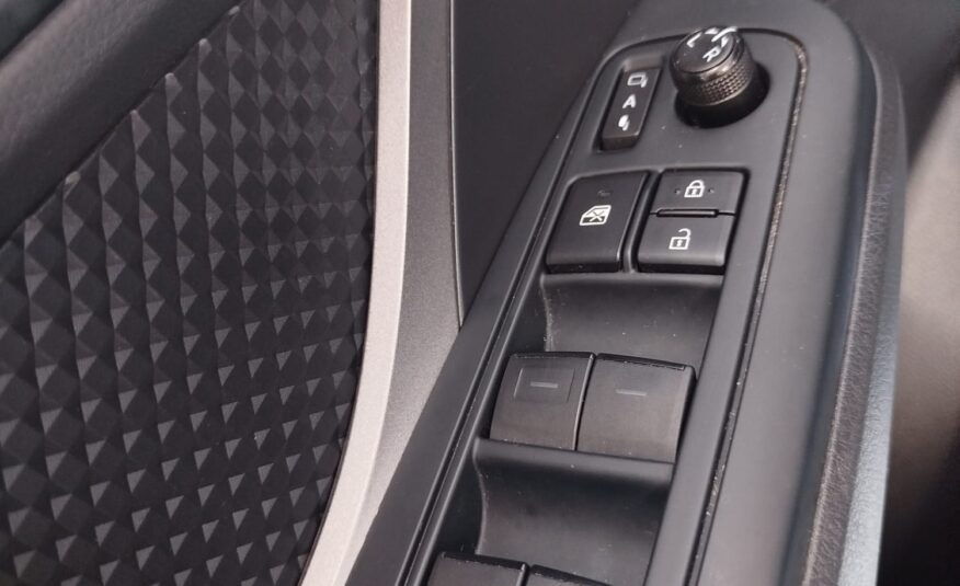 TOYOTA CHR ACTIVE