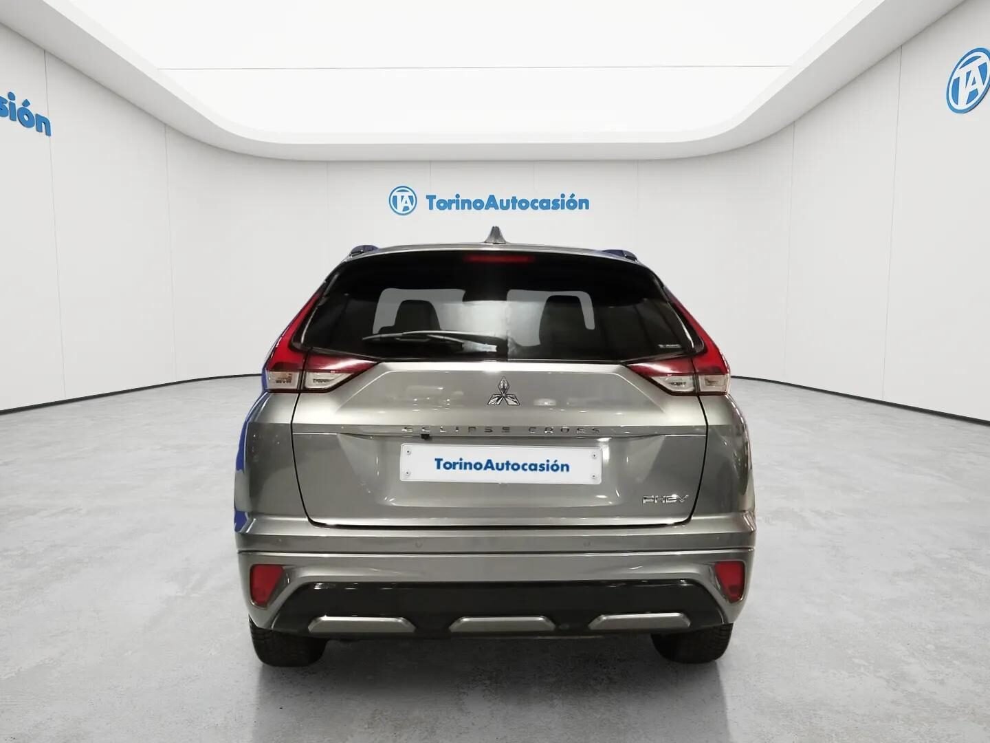 MITSUBISHI 2.4 PHEV Kaiteki Auto 4WD