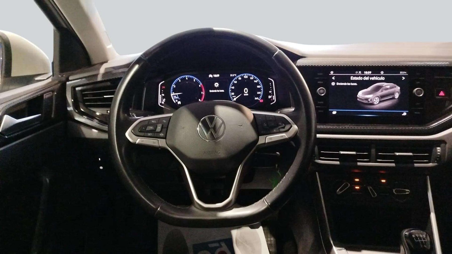 VOLKSWAGEN TAIGO ADVANCE