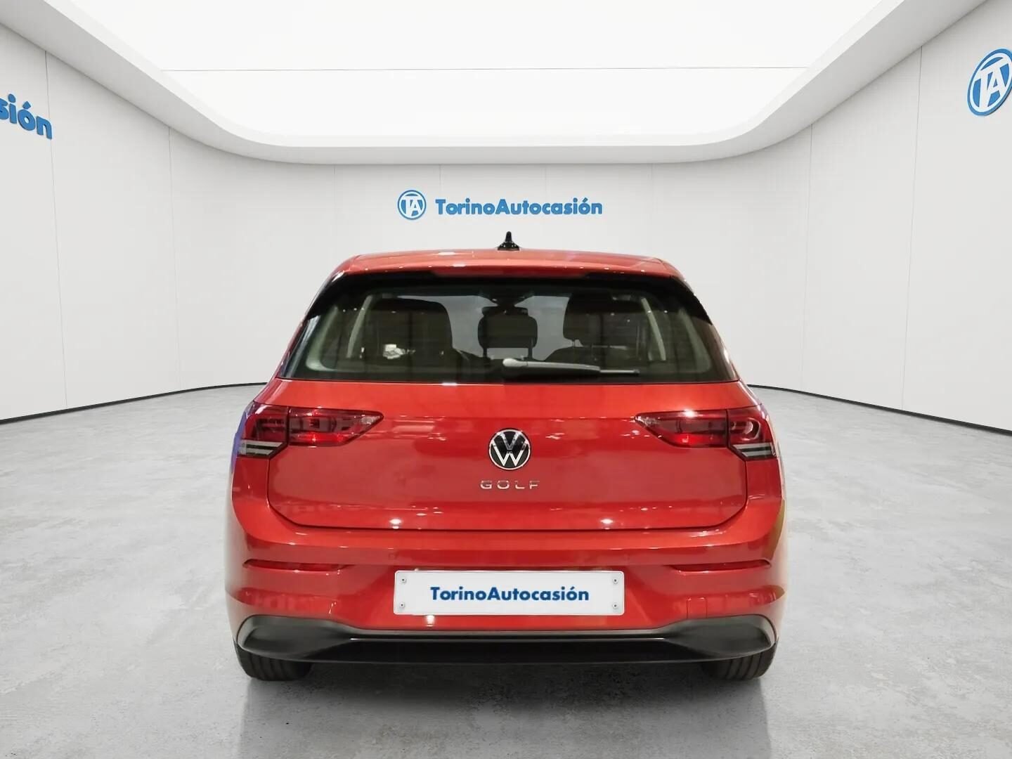 VOLKSWAGEN GOLF VIII ADVANCE PLUS