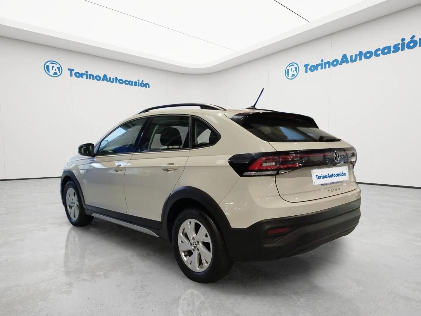 VOLKSWAGEN TAIGO ADVANCE