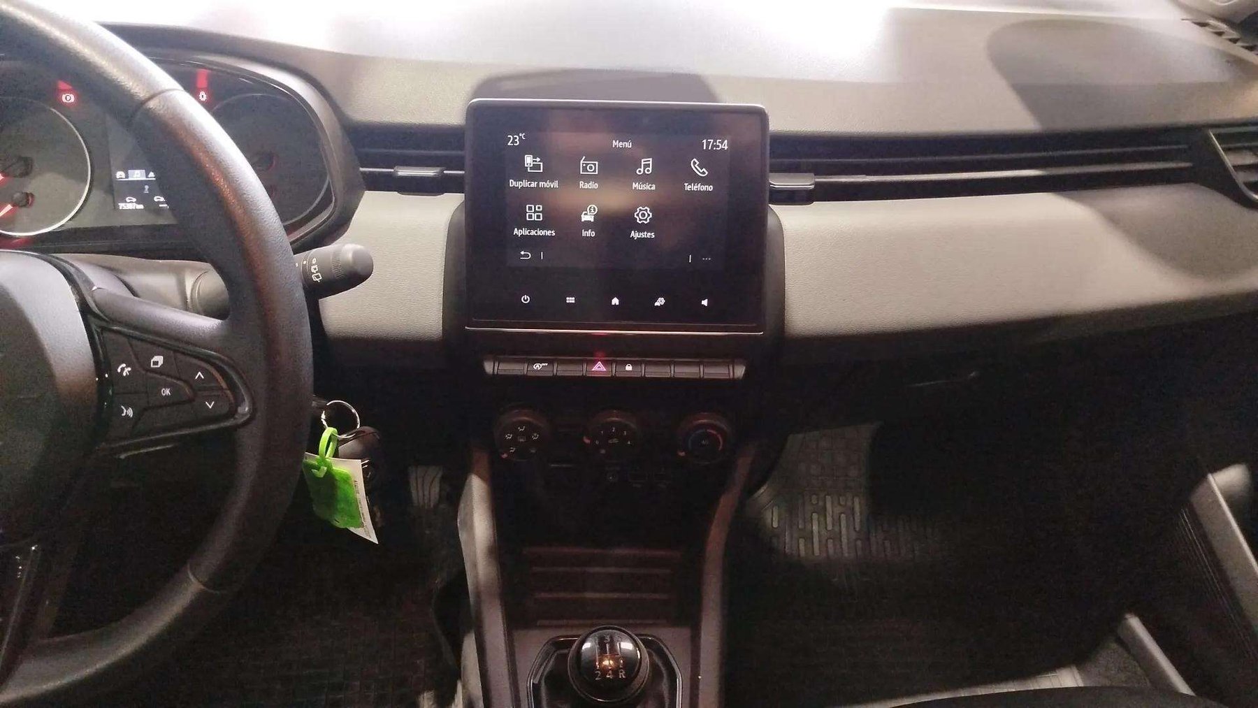 RENAULT CLIO AUTHENTIC