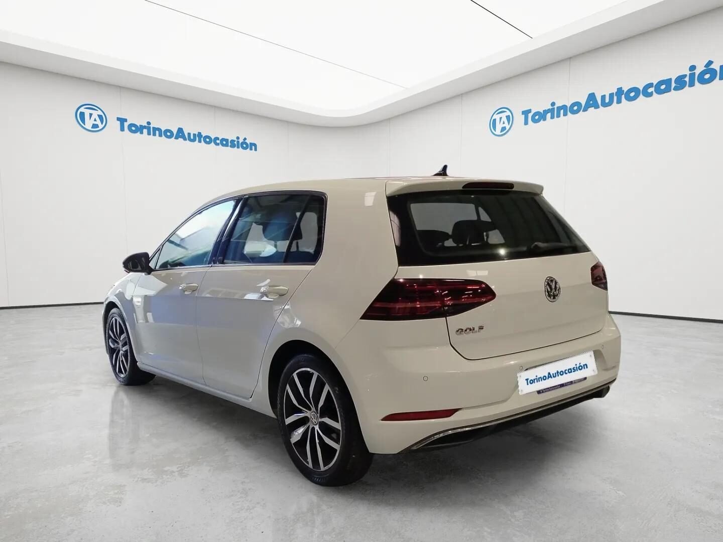 VOLKSWAGEN GOLF 7.5 READY GO 