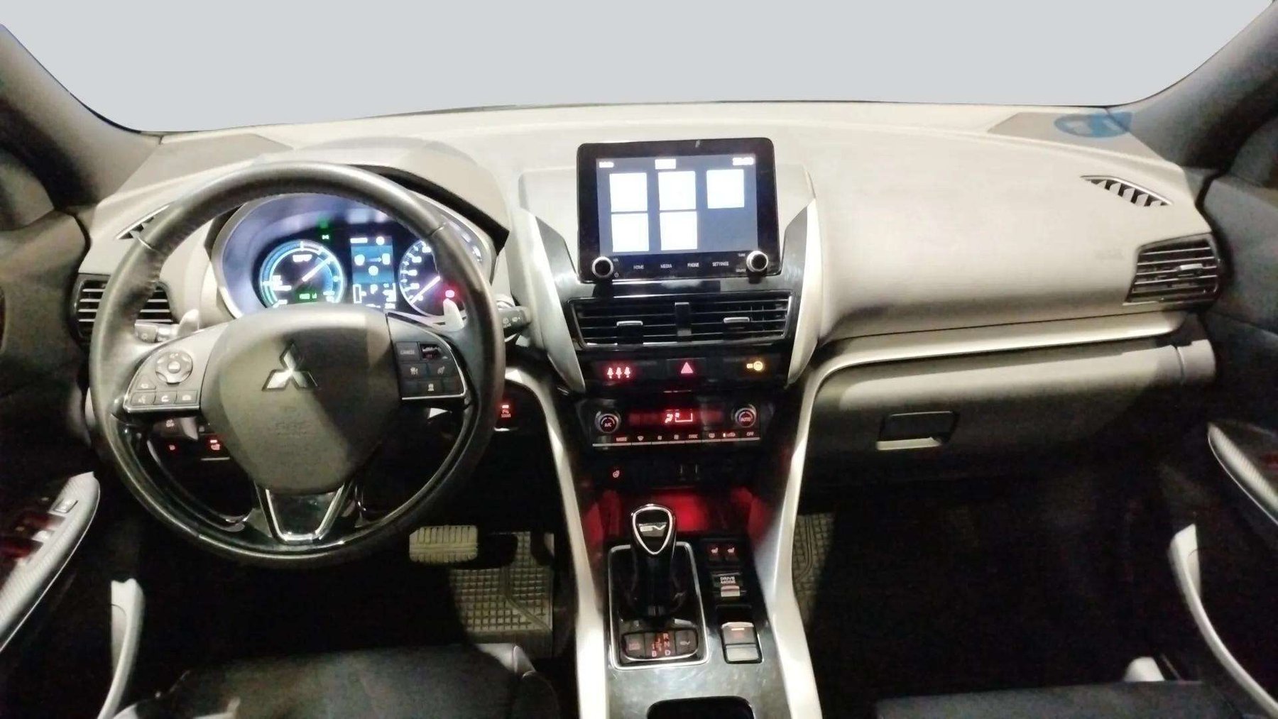 MITSUBISHI 2.4 PHEV Kaiteki Auto 4WD