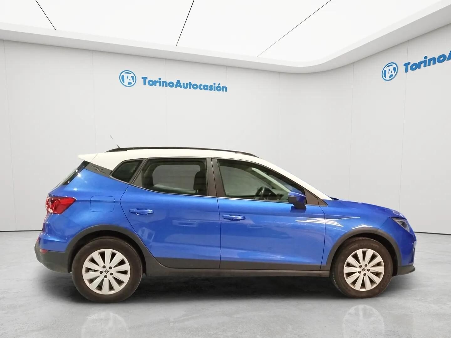 SEAT ARONA XPERIENCE