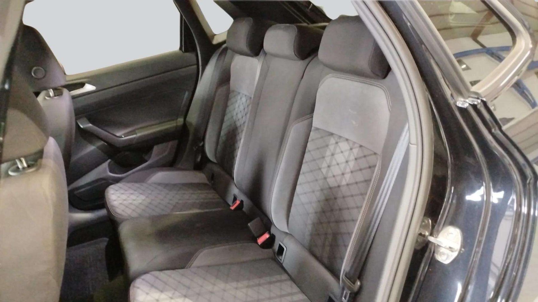 VOLKSWAGEN POLO RLINE DSG