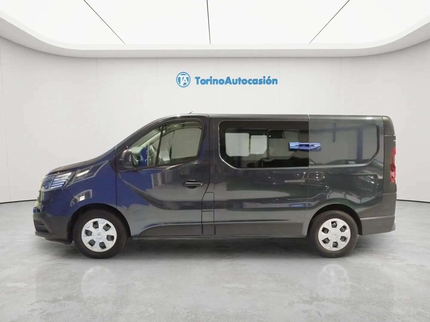 RENAULT TRAFIC COMBI