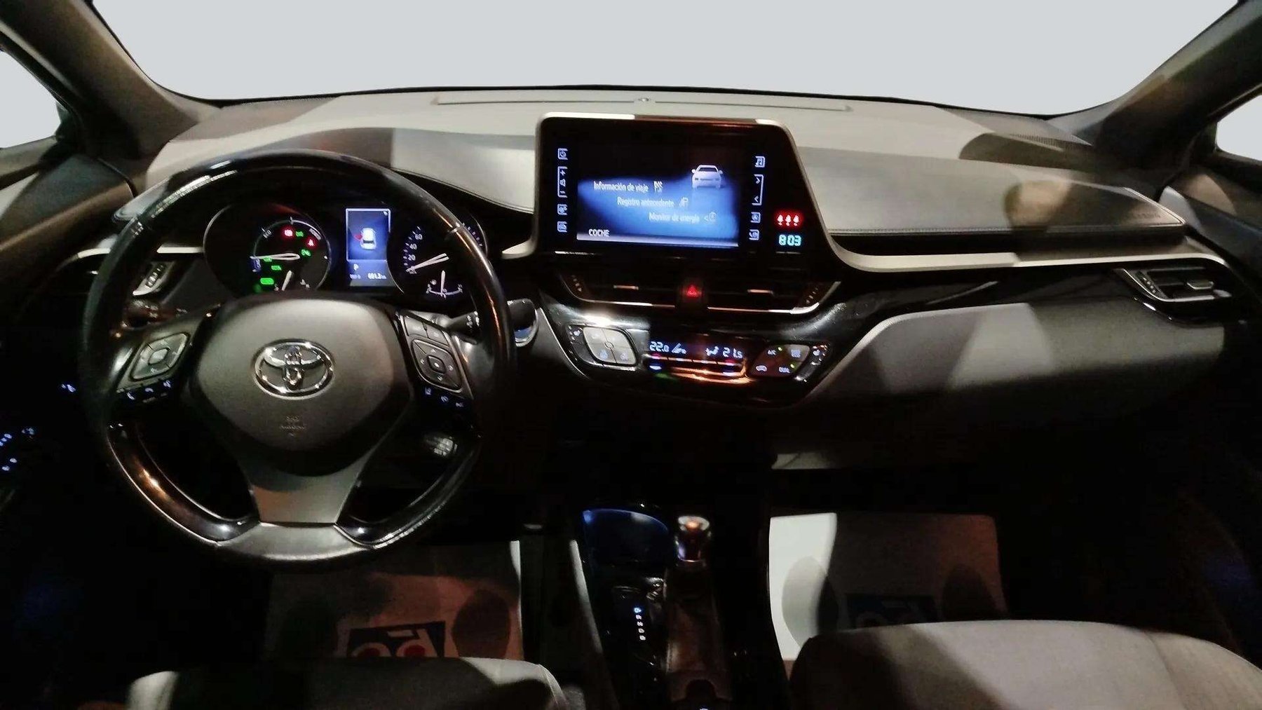 TOYOTA C-HR ADVANCE