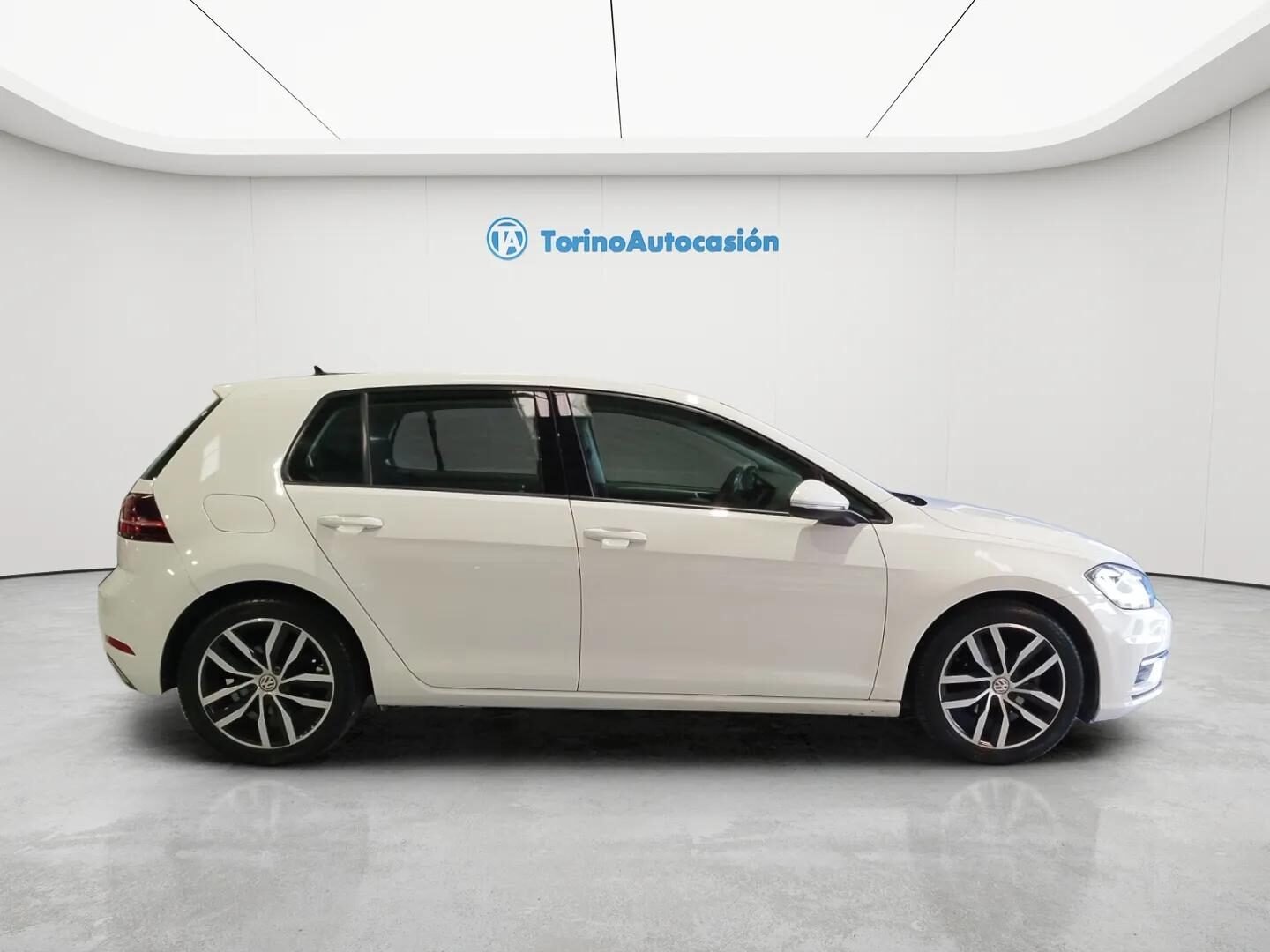 VOLKSWAGEN GOLF 7.5 READY GO 