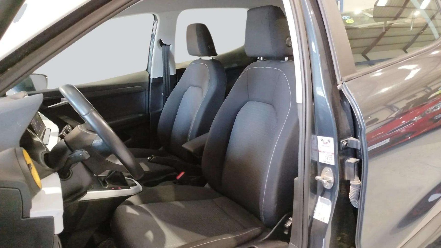 SEAT ARONA XPERIENCE