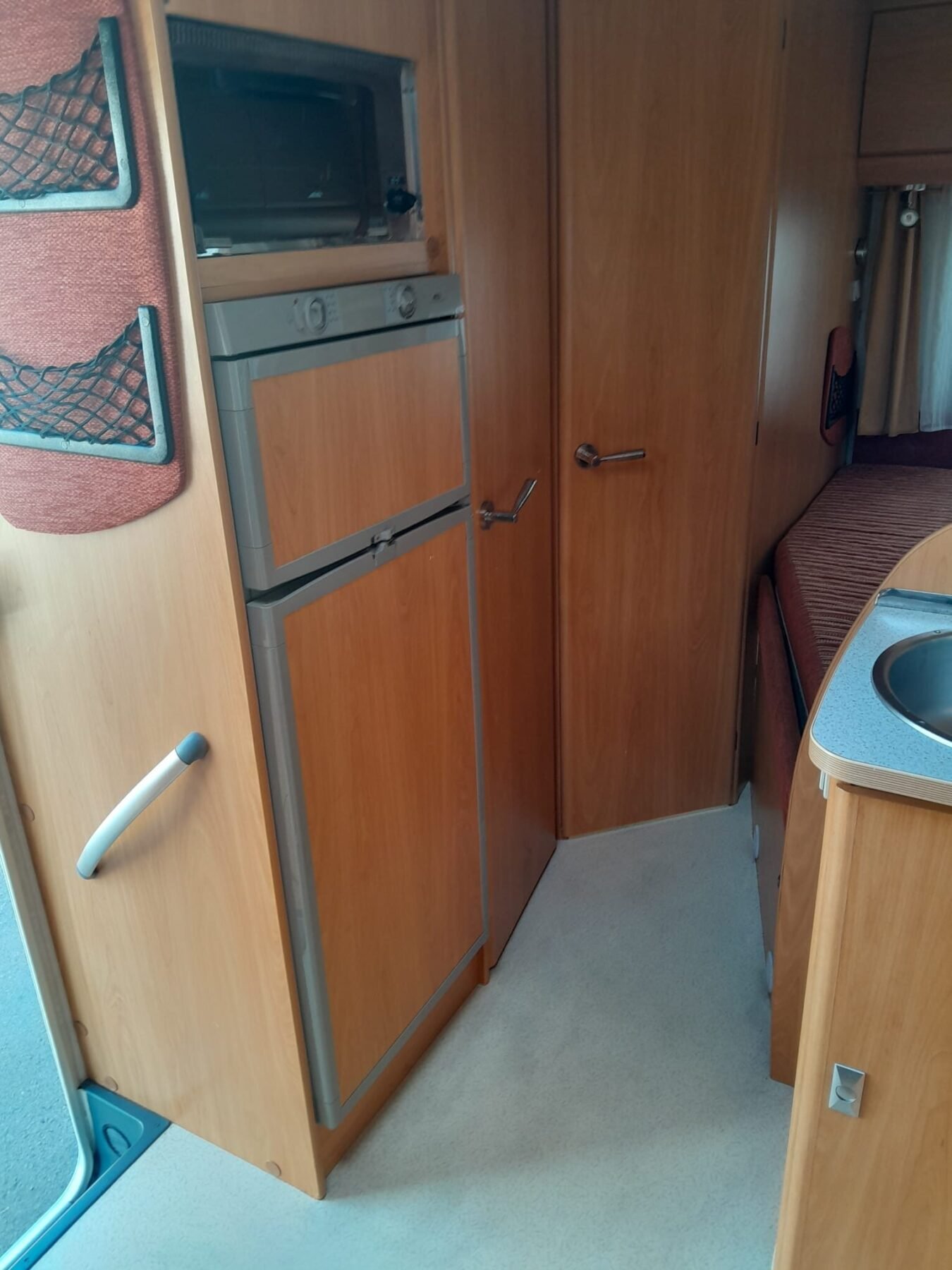 FORD TRANSIT CHALLENGER 