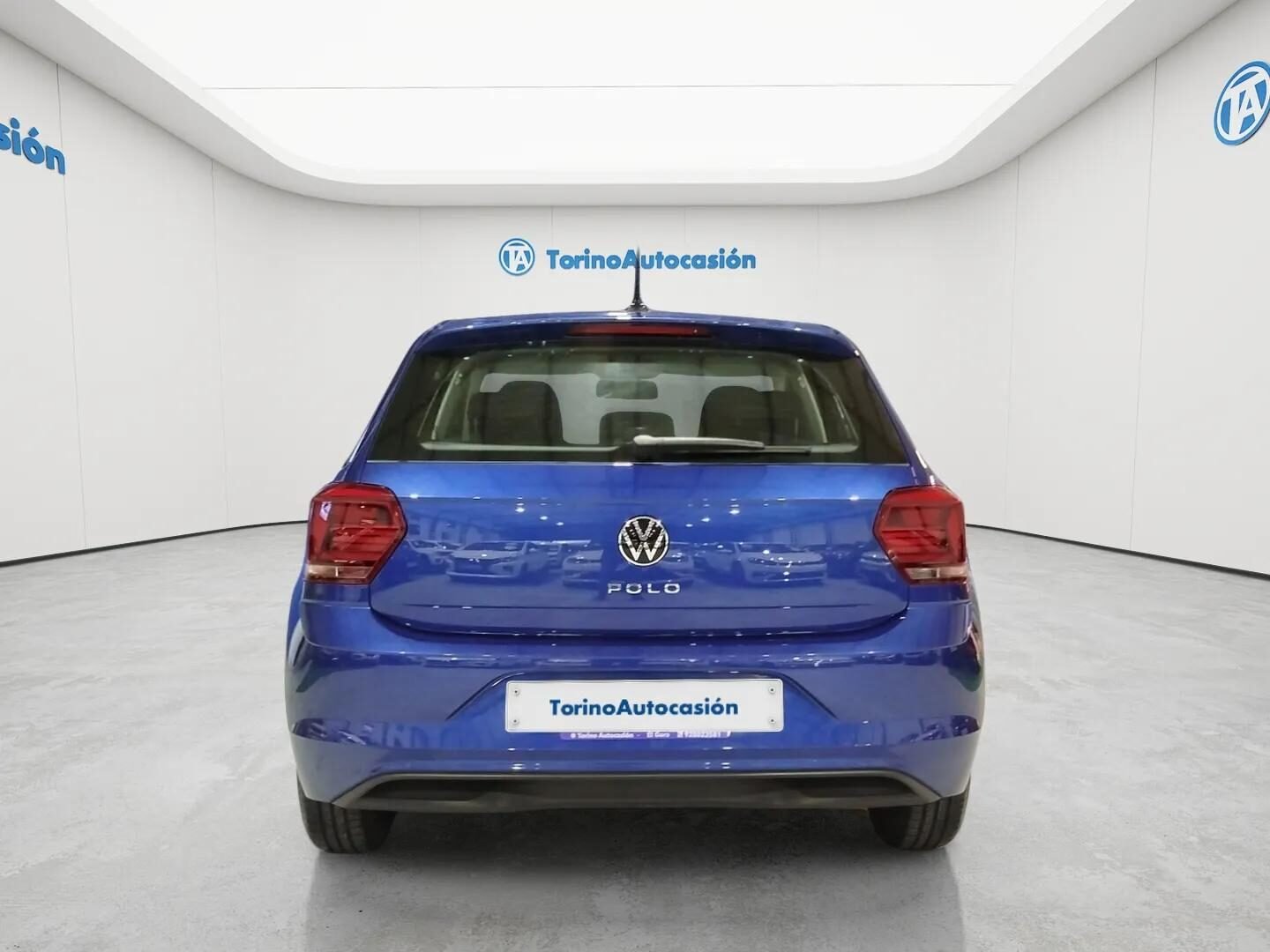 VOLKSWAGEN POLO ADVANCE