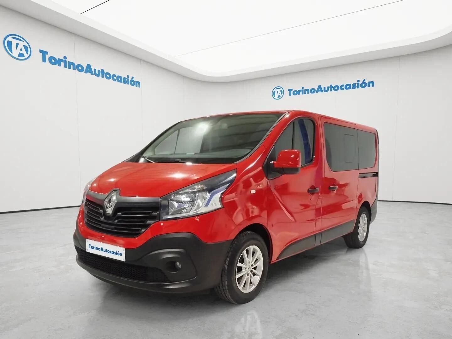 RENAULT TRAFIC COMBI