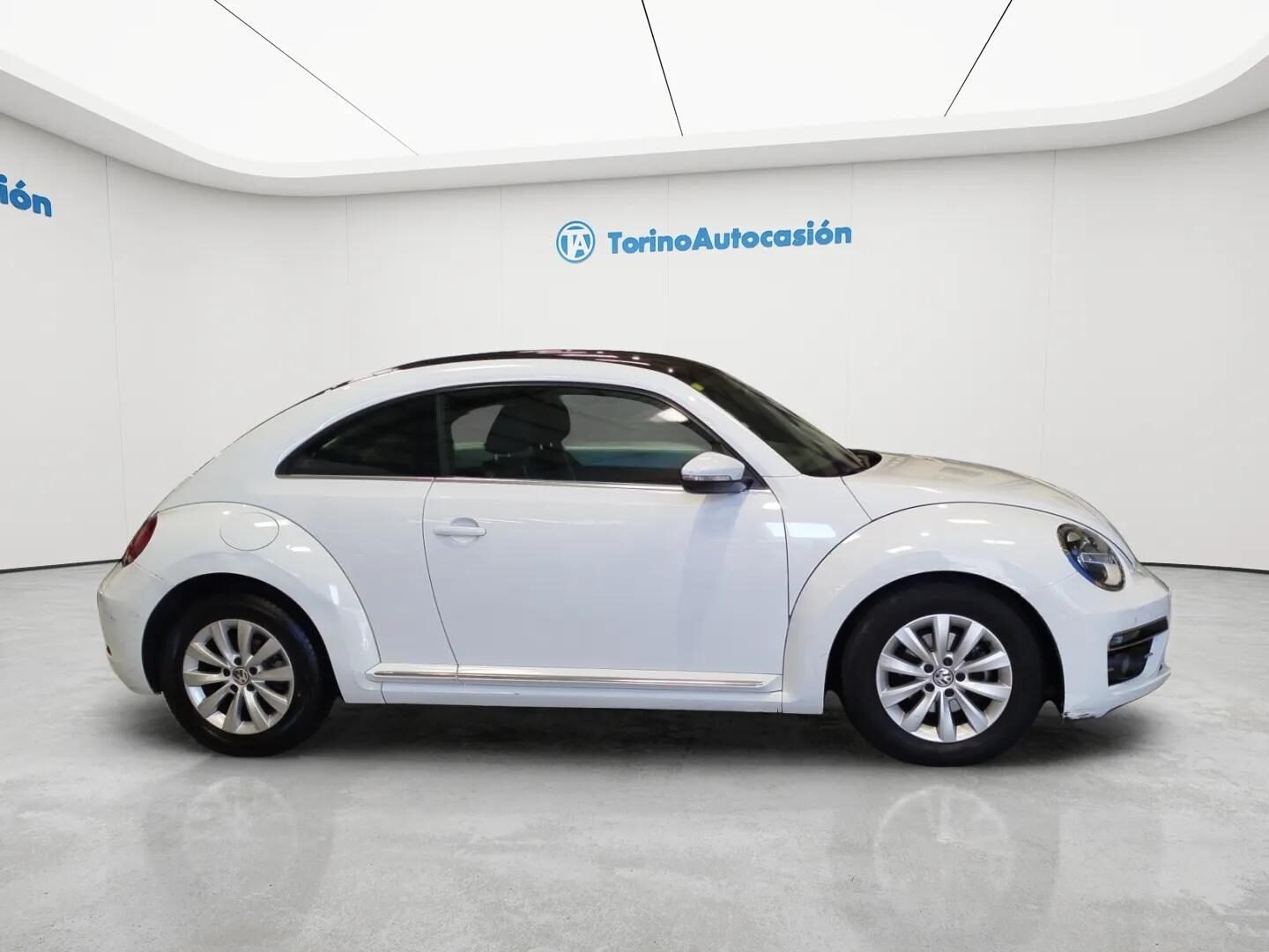 VOLKSWAGEN BEETLE COUPE ADVANCE