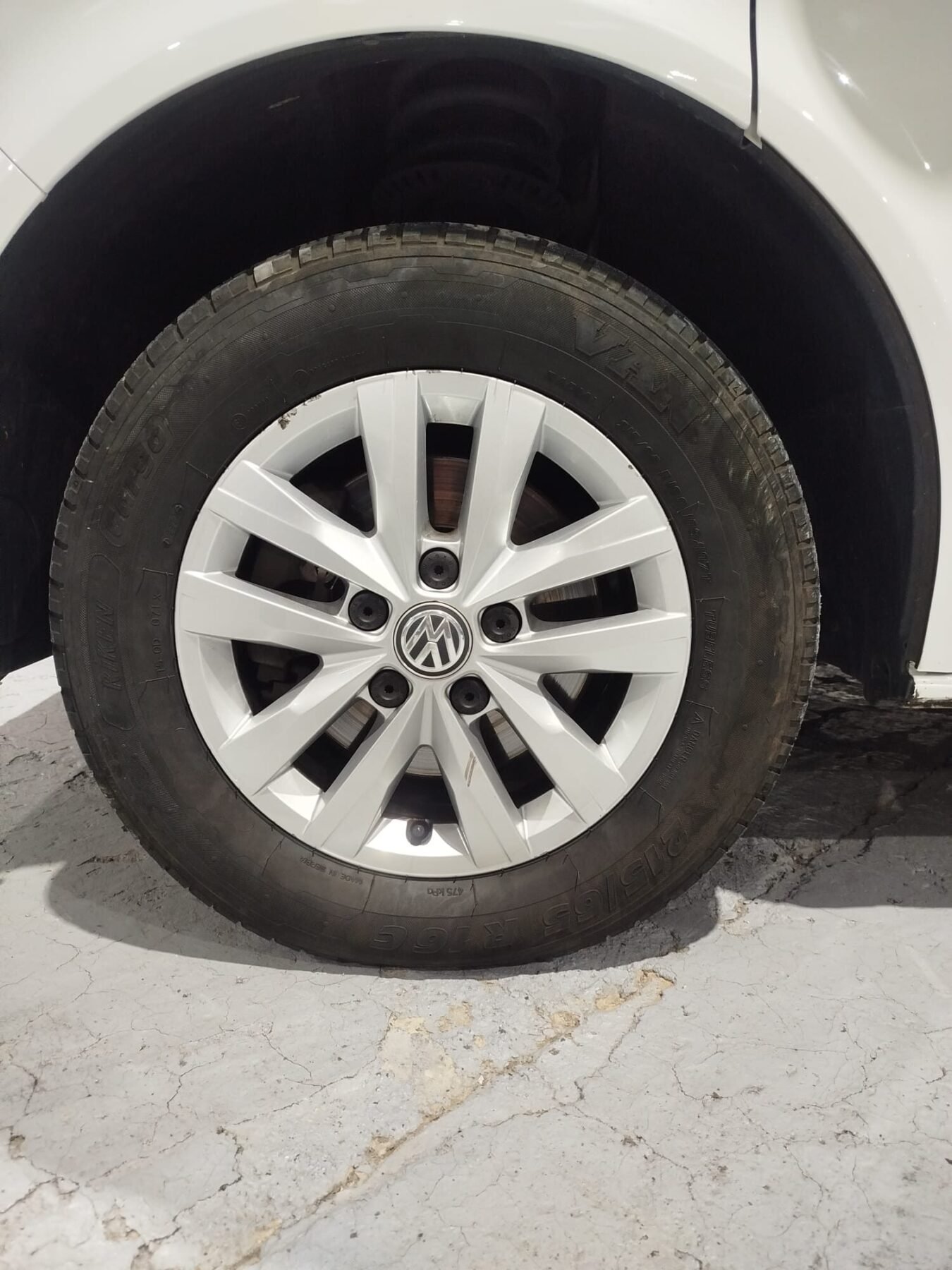 VOLKSWAGEN CALIFORNIA BEACH