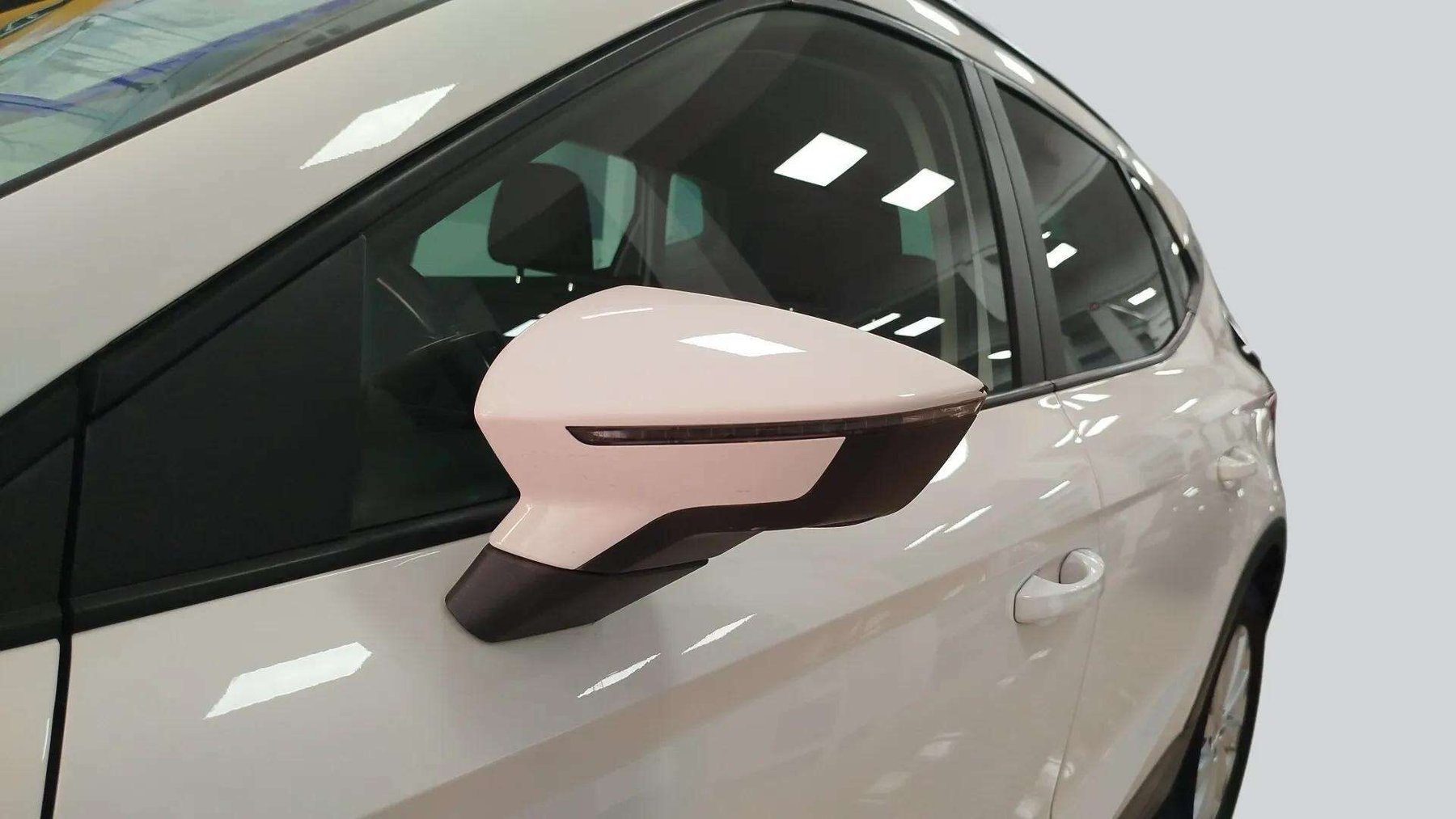 SEAT ARONA XPERIENCE