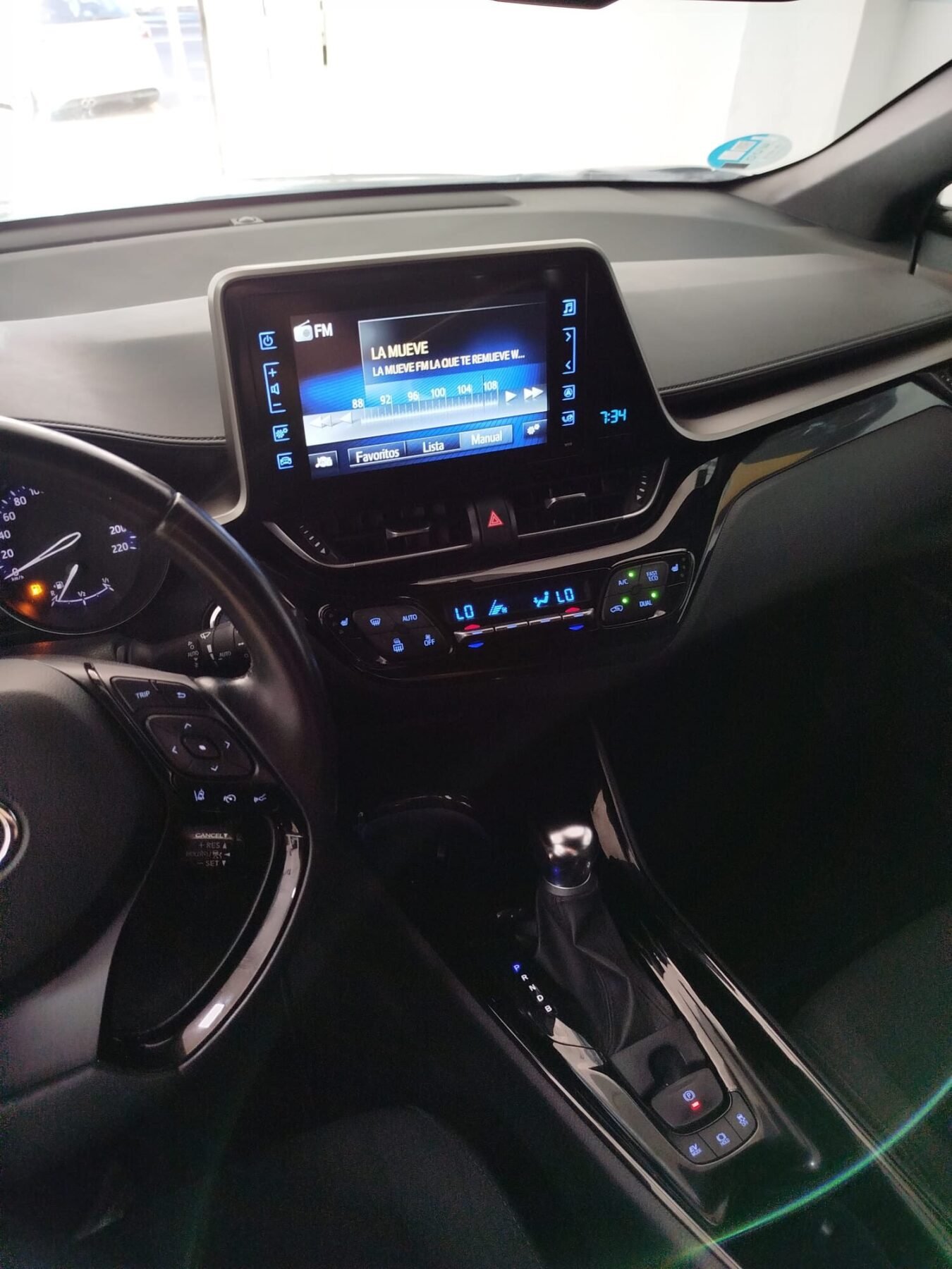 TOYOTA C-HR ADVANCE
