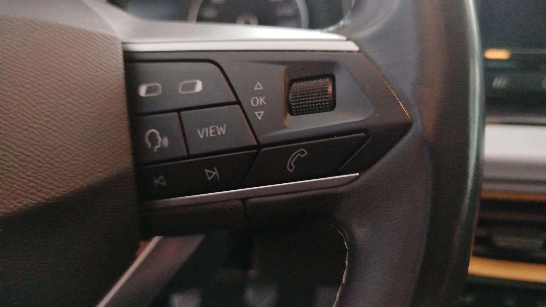 SEAT ARONA XPERIENCE