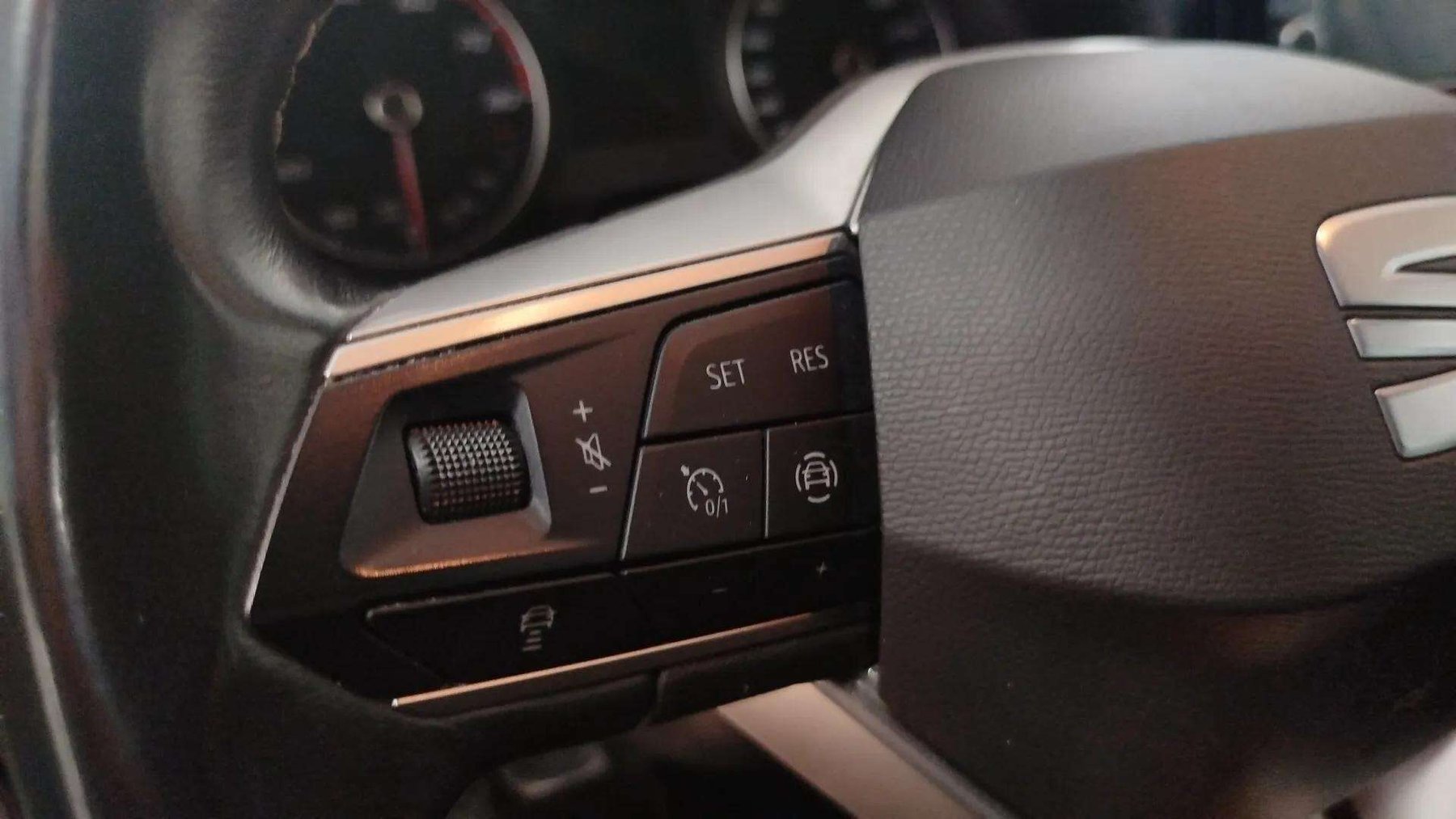 SEAT ARONA XPERIENCE