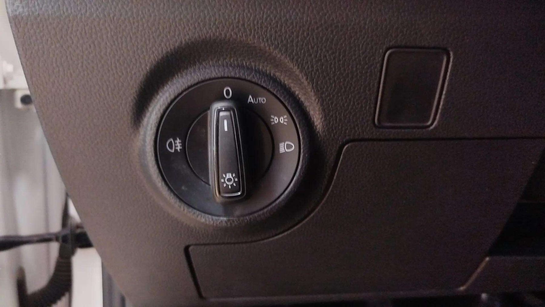 SEAT ARONA XPERIENCE