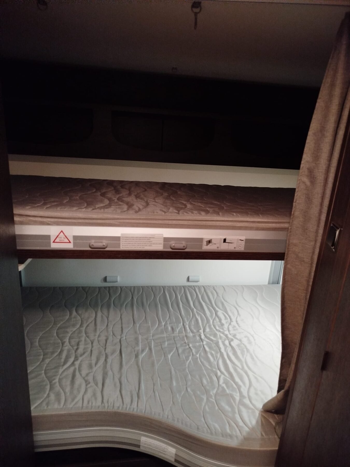 FORD TRANSIT BENIMAR 5 plazas