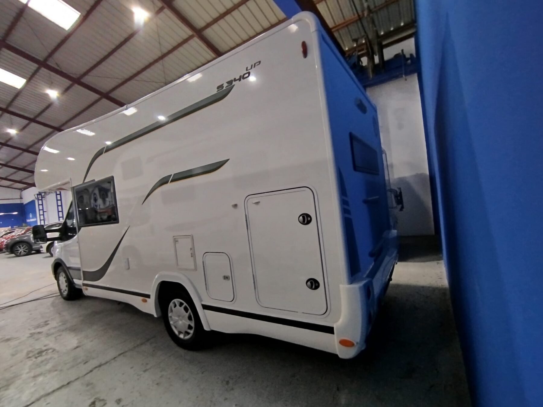 FORD TRANSIT BENIMAR 5 plazas