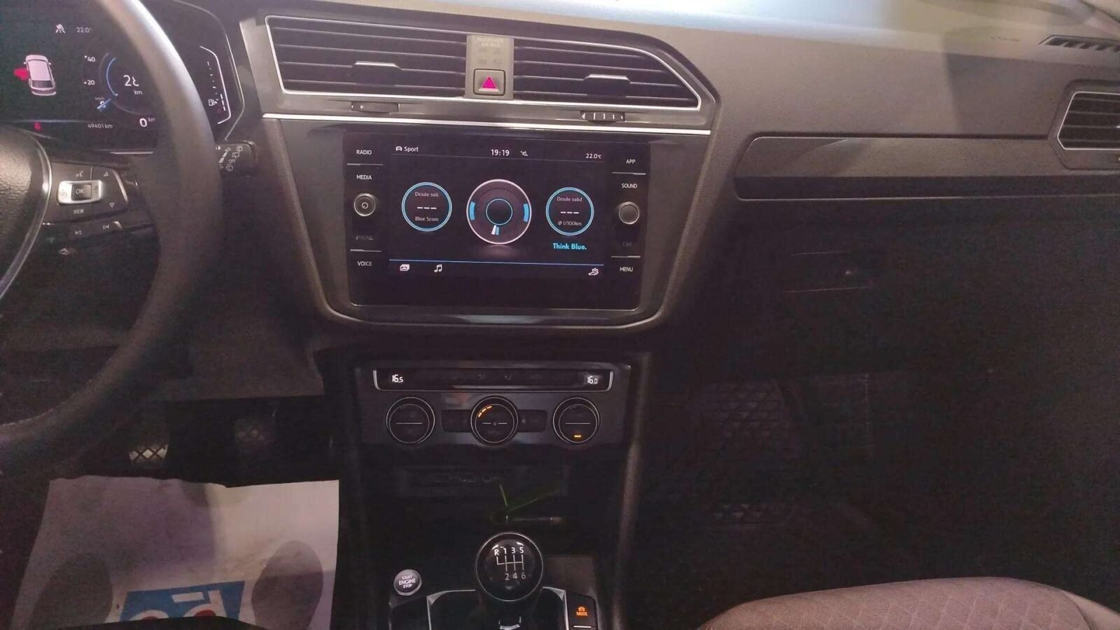 VOLKSWAGEN TIGUAN RLINE