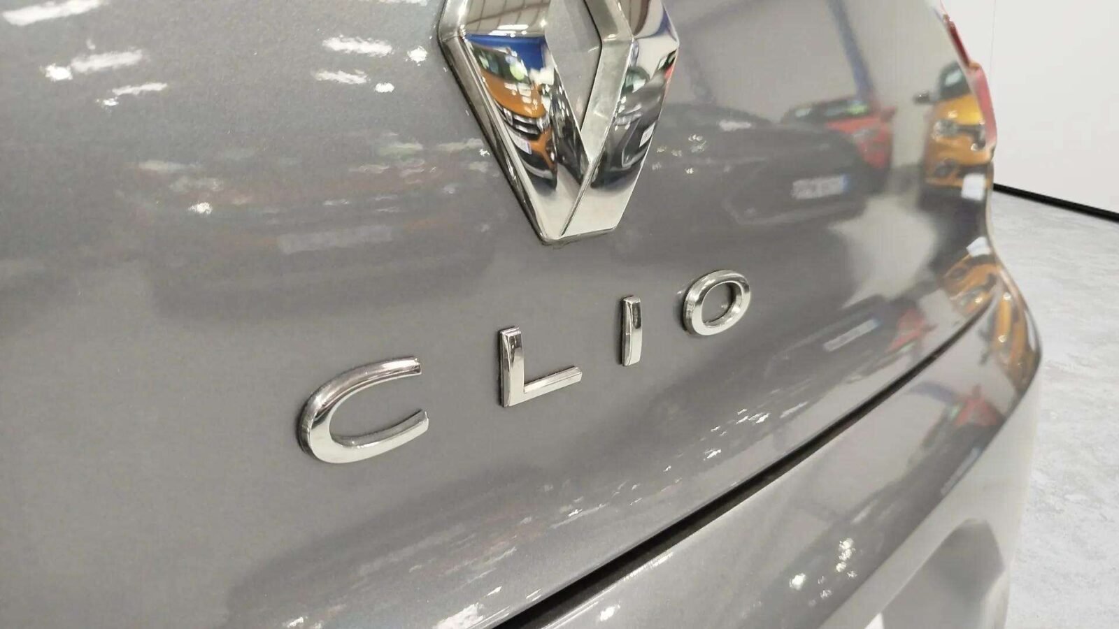 RENAULT CLIO BUSINESS