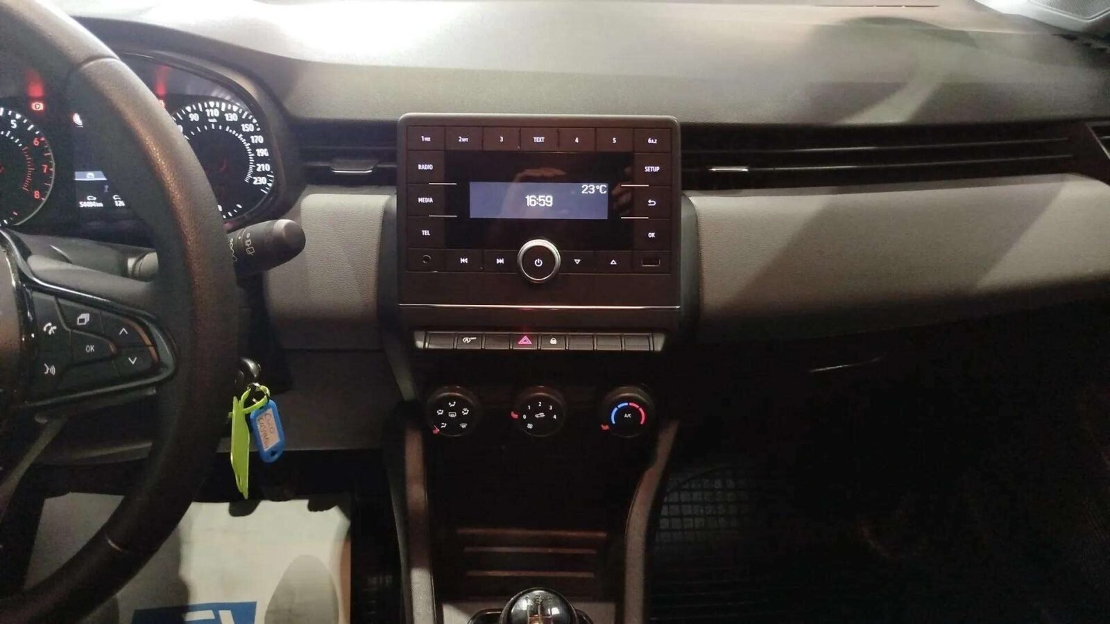 RENAULT CLIO BUSINESS
