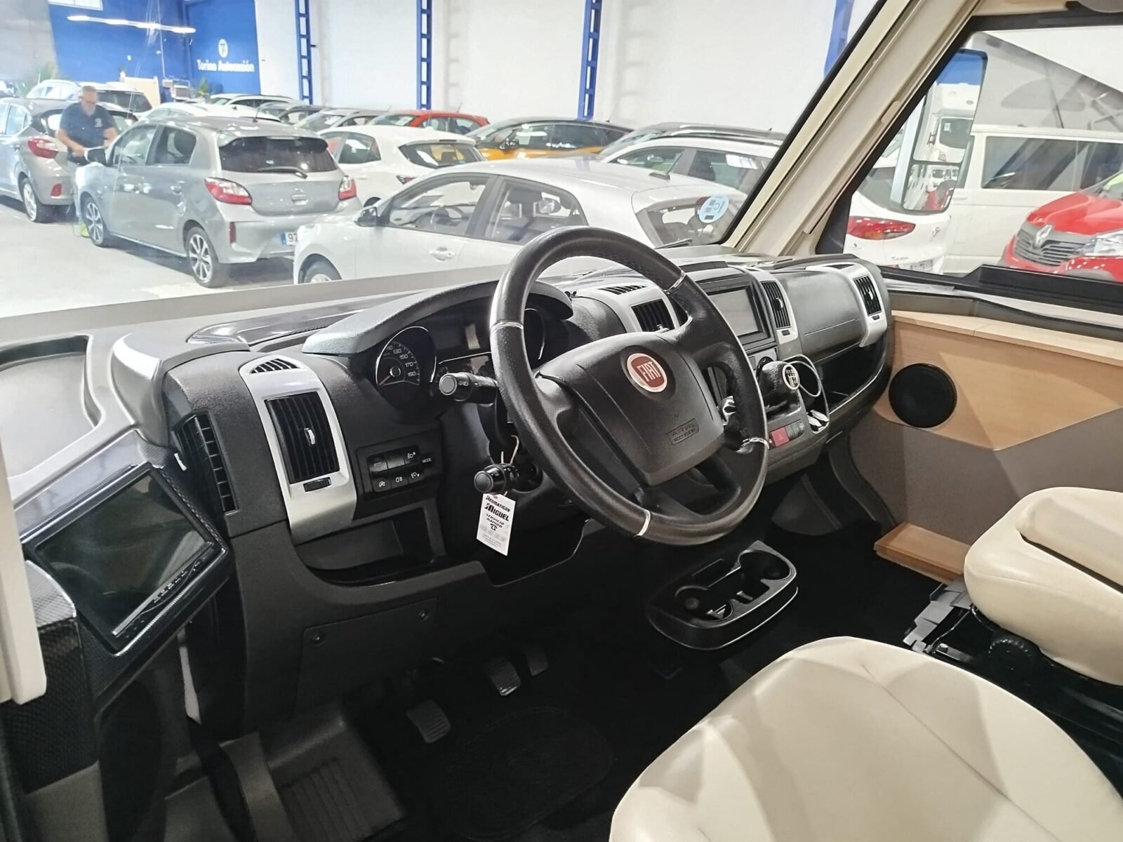 FIAT MC LOUISE NEVIS 5 PLAZAS