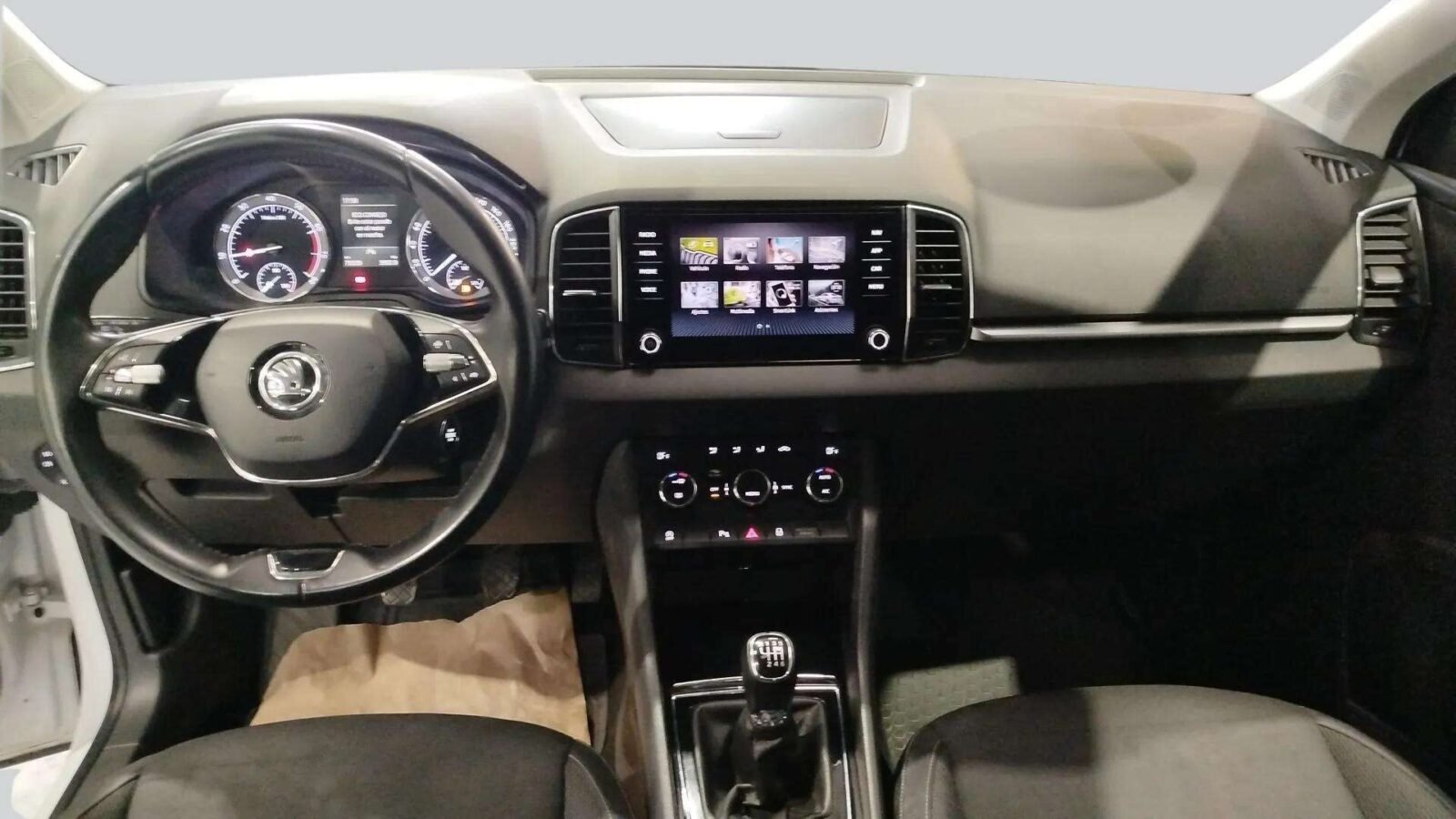 SKODA KAROQ AMBITION
