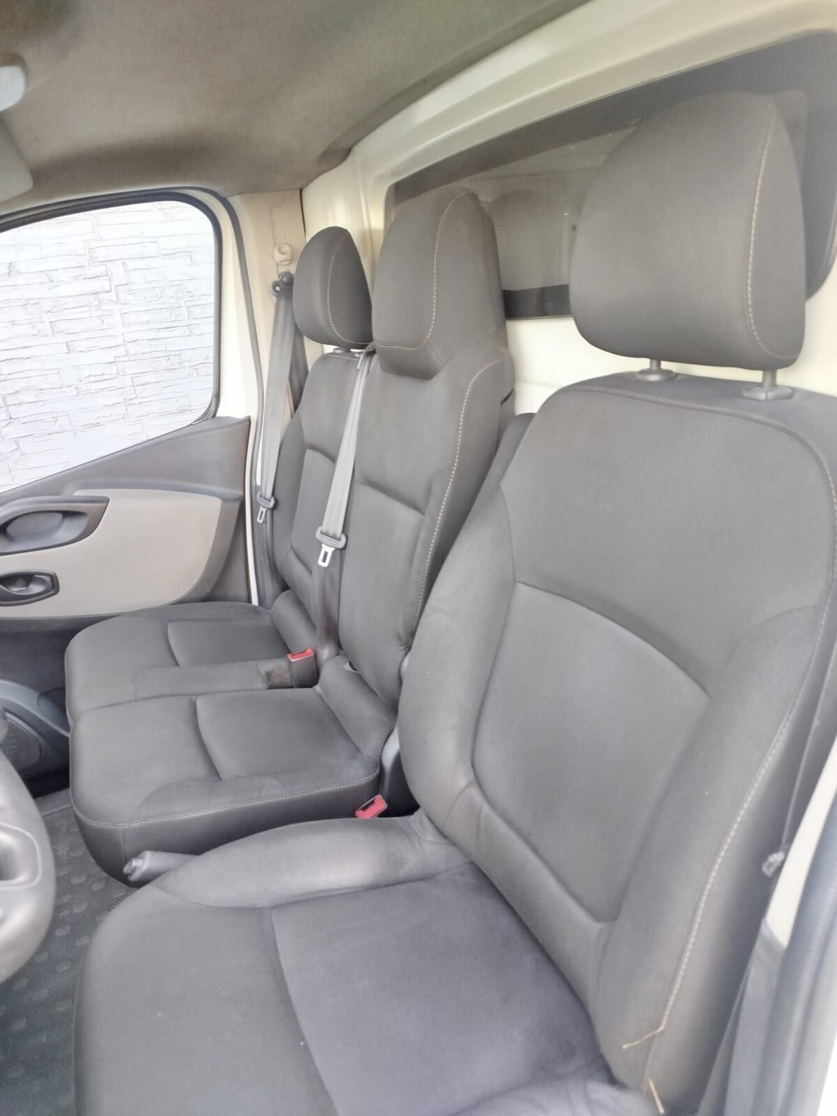 RENAULT TRAFIC CARGA