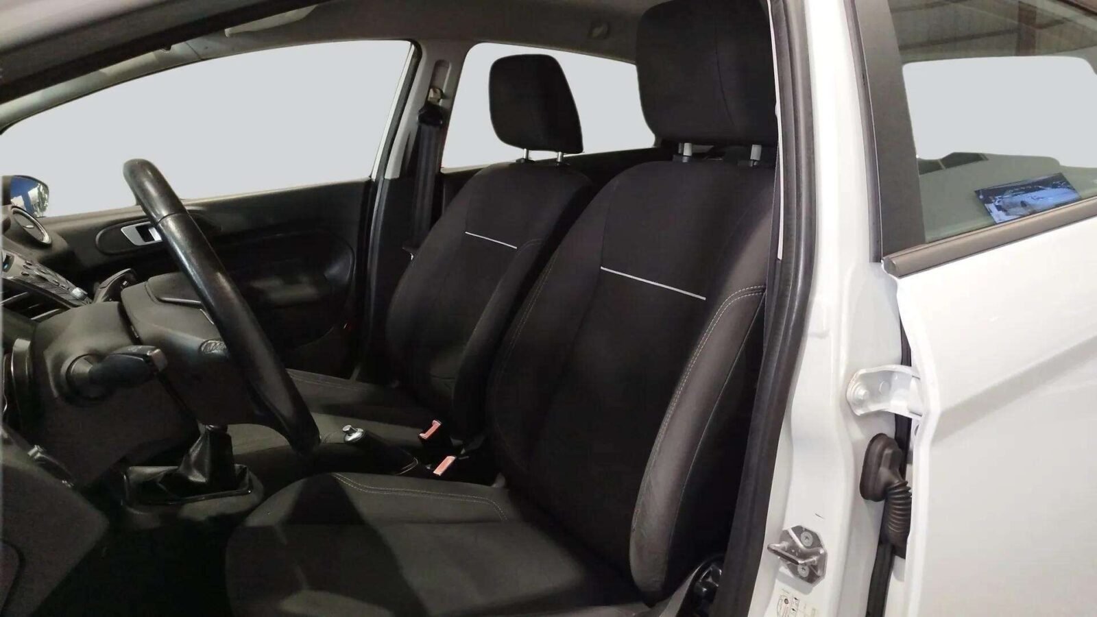 FORD FIESTA TREND