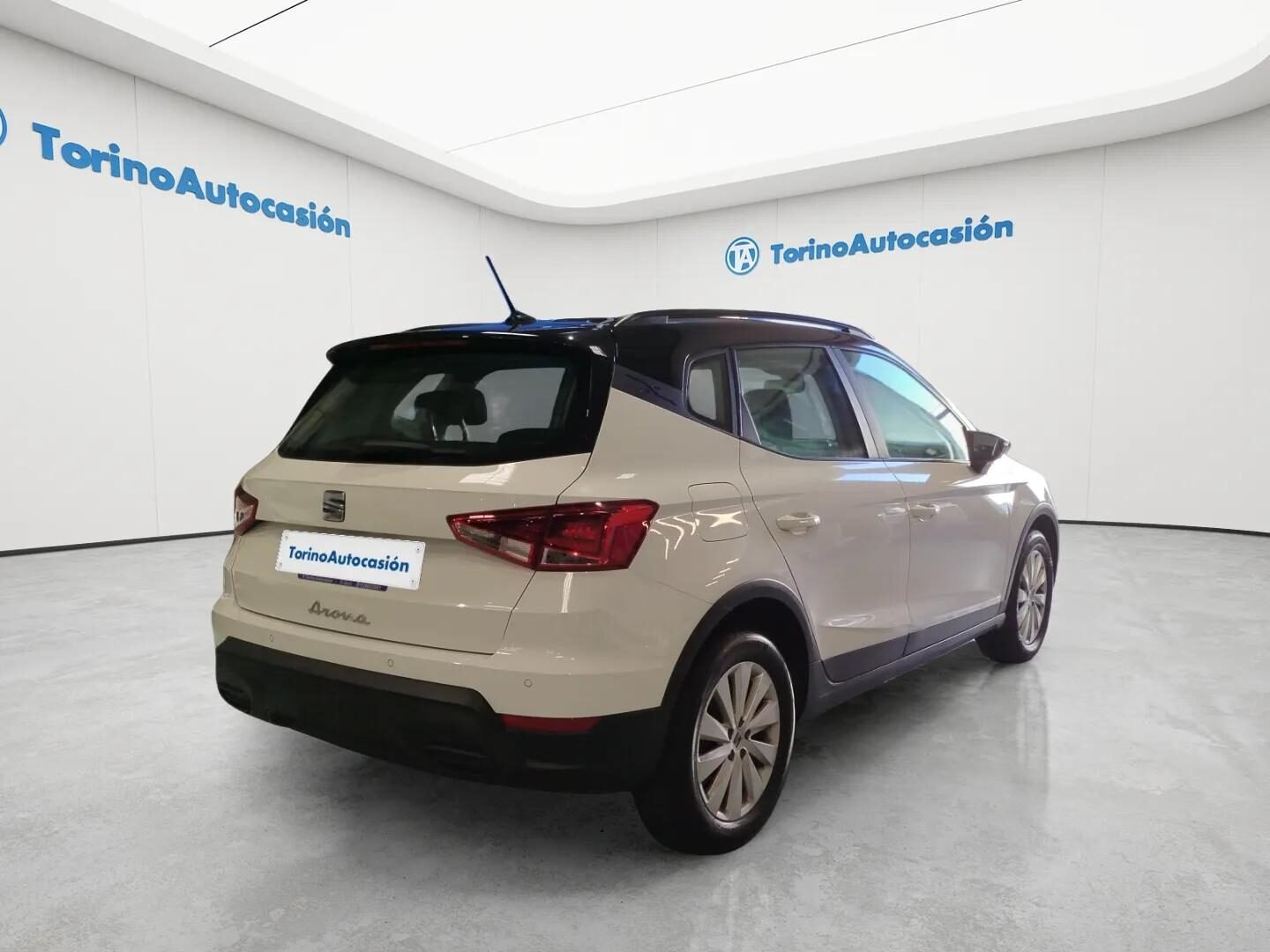 SEAT ARONA XPERIENCE